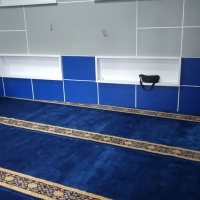 Karpet Masjid Polos Terpasang